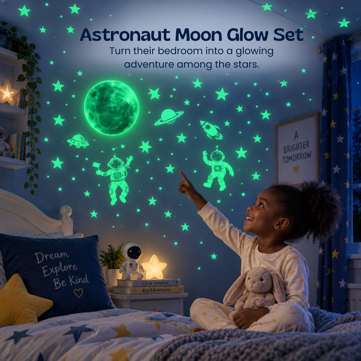 Autocollants muraux phosphorescents représentant des astronautes sur un mur de chambre