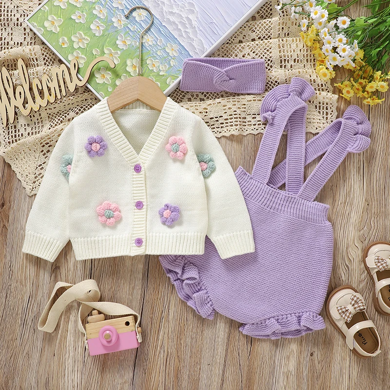 Bandeau tricoté assorti pour bébé
