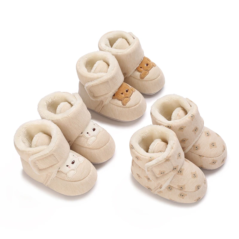 Chaussons bébé confortables adaptés aux journées d’hiver