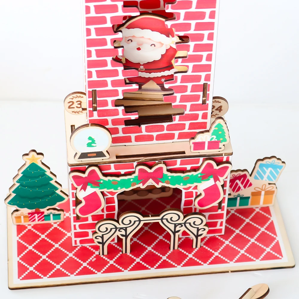 Décoration de Noël en bois avec cases quotidiennes à ouvrir