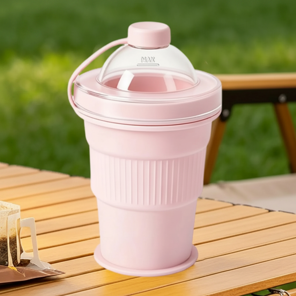 Gobelet nomade en silicone adapté aux boissons