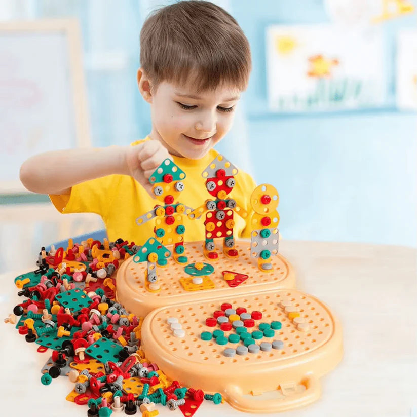 Ensemble d’outils jouets présenté dans une boîte pour enfant