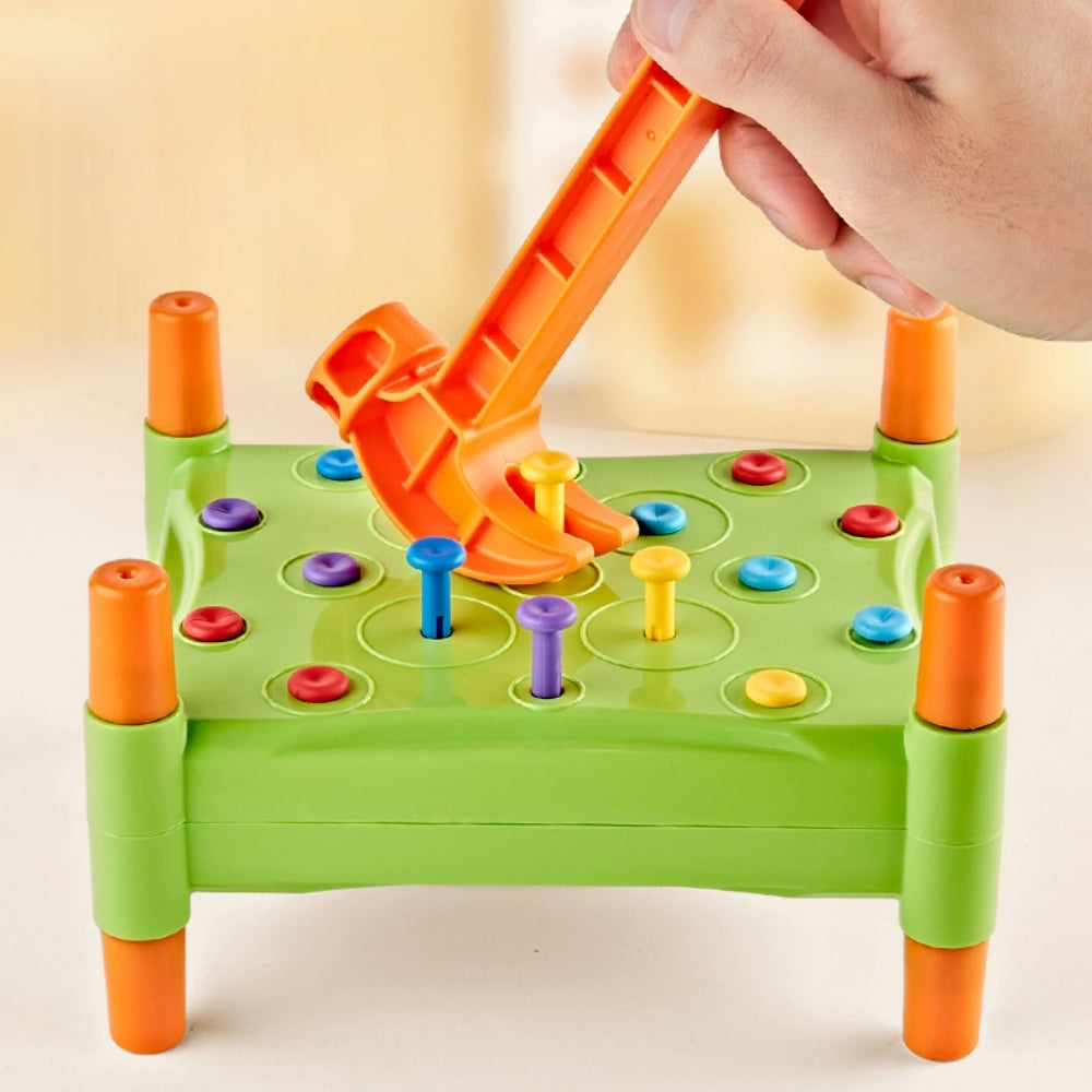 Détail des pièces du jeu de marteau en bois