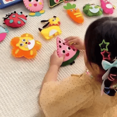 Vue d’ensemble du kit de couture pour activité manuelle enfant