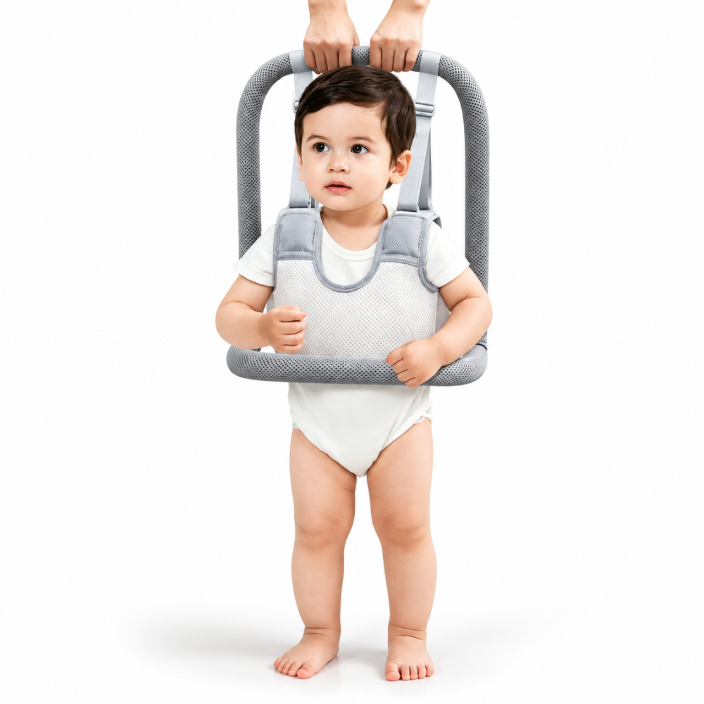 Aide à la marche bébé pliée, facile à ranger après utilisation.