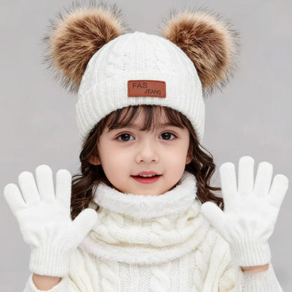 Écharpe enfant coordonnée avec un bonnet et des gants