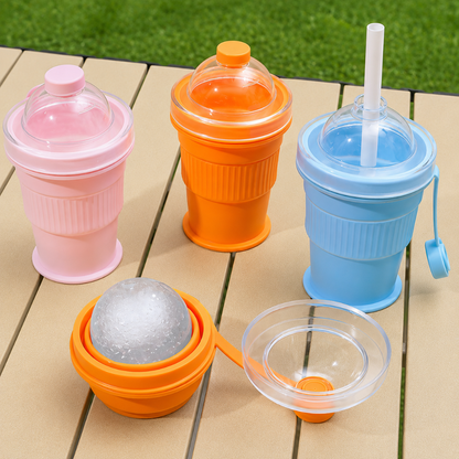 Gobelet pliable compact présenté replié