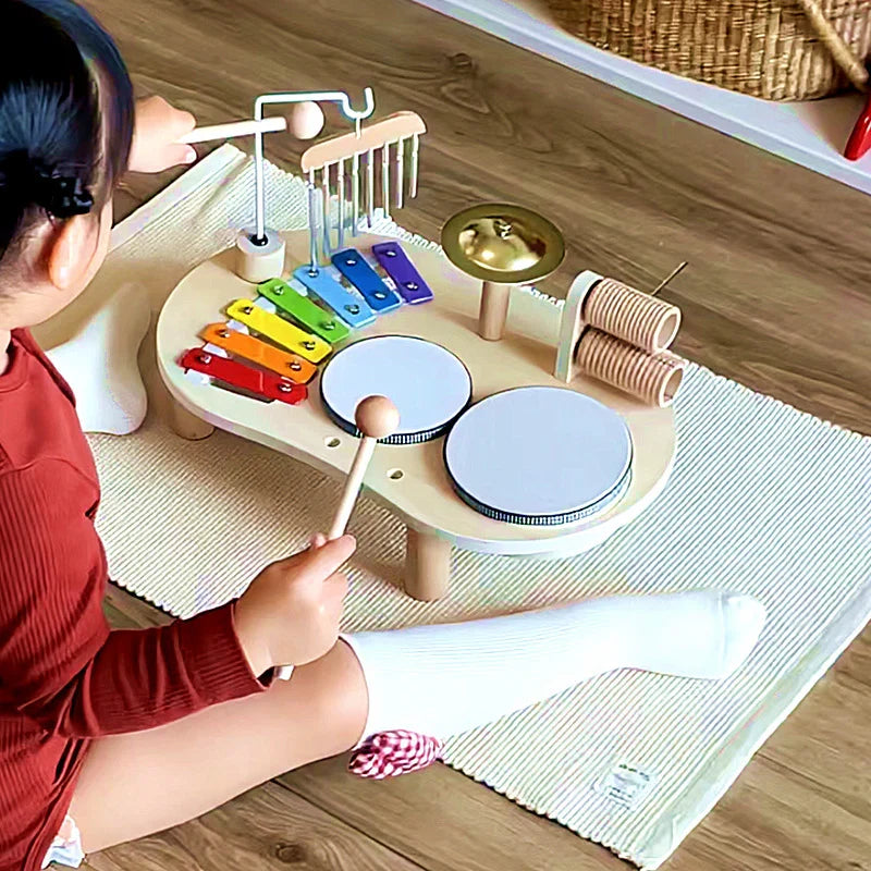 Jouets musicaux en bois adaptés à l’éveil sensoriel des enfants