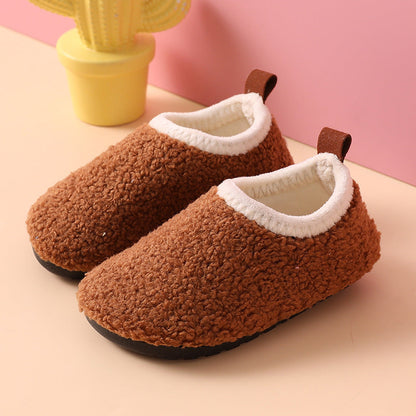 Paire de chaussons chauds vue de dessus