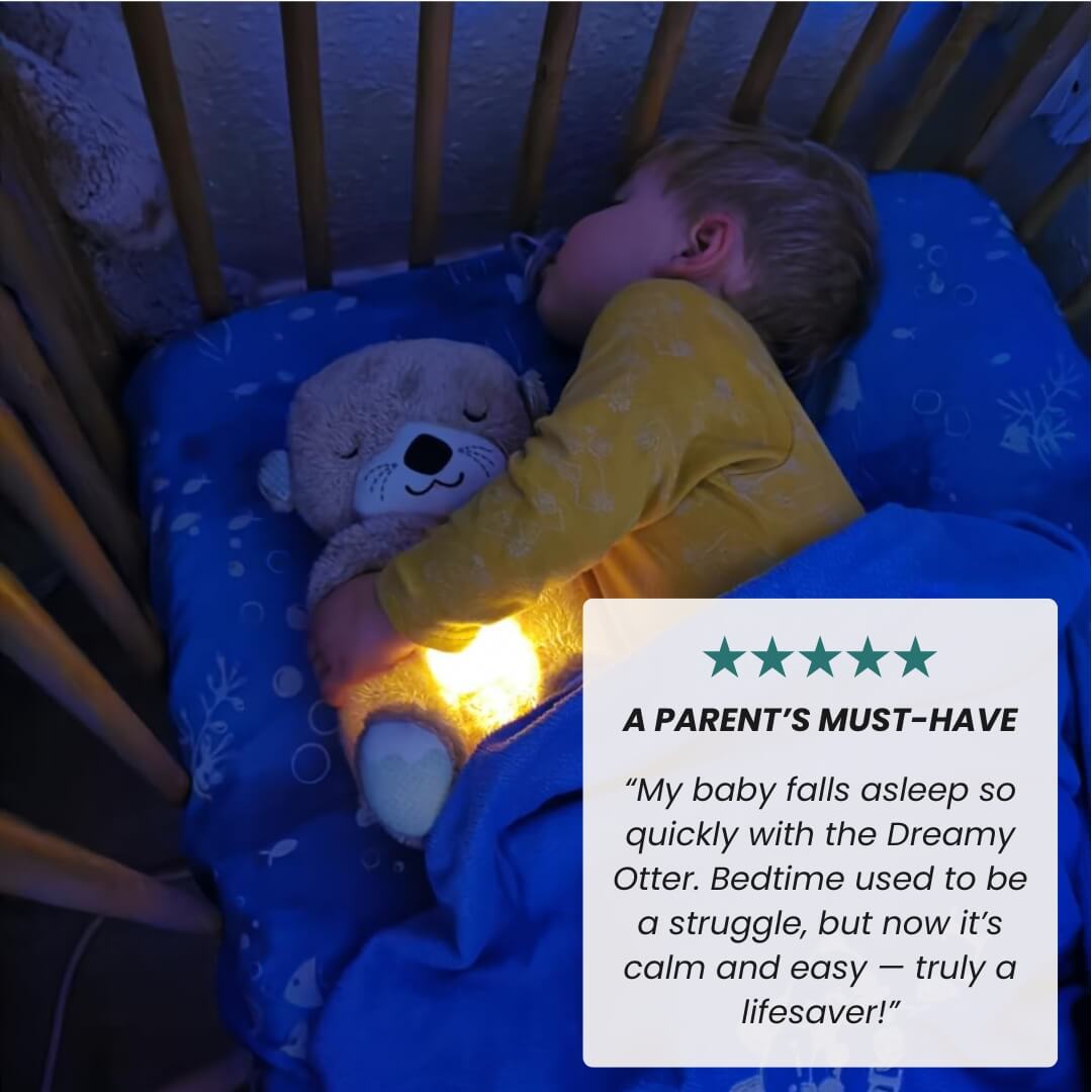 Peluche loutre présentée de dos