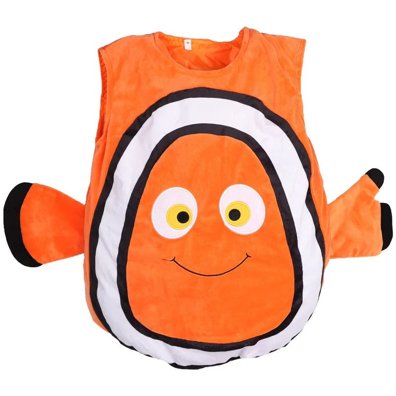 Vue arrière du costume enfant en forme de poisson-clown