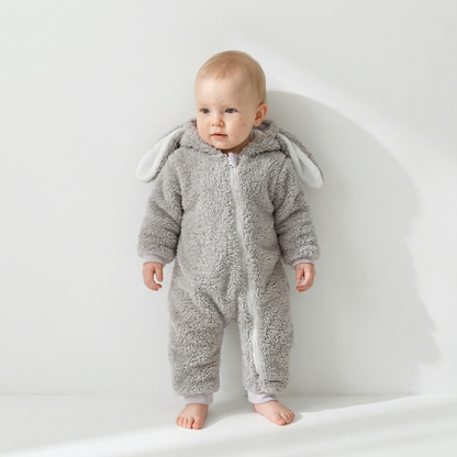 Combinaison bébé douce avec manches longues