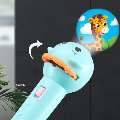 Lampe projecteur enfant présentée avec ses trois disques illustrés