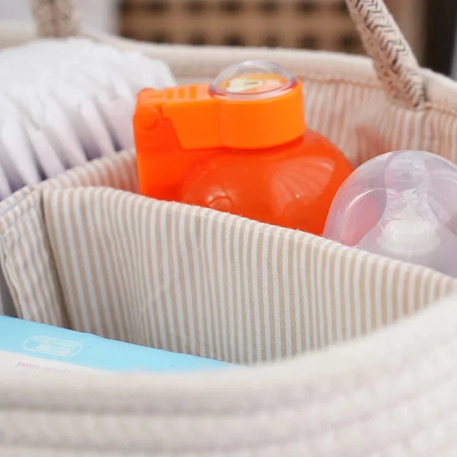 Panier en coton pour produits de soin de bébé